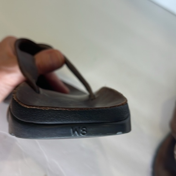 Chaco Sandals Flip Flops - Picture 5 of 6